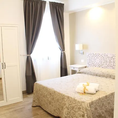 Vivere B&B 산비토로카포