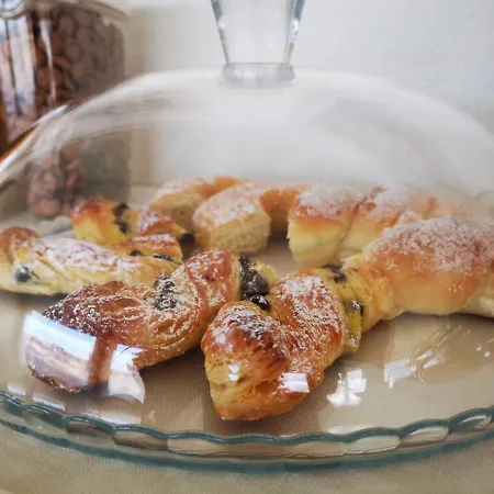 B&B Vivere 산비토로카포