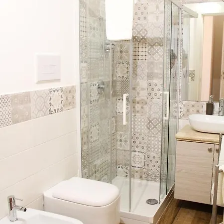 Vivere 3* 산비토로카포